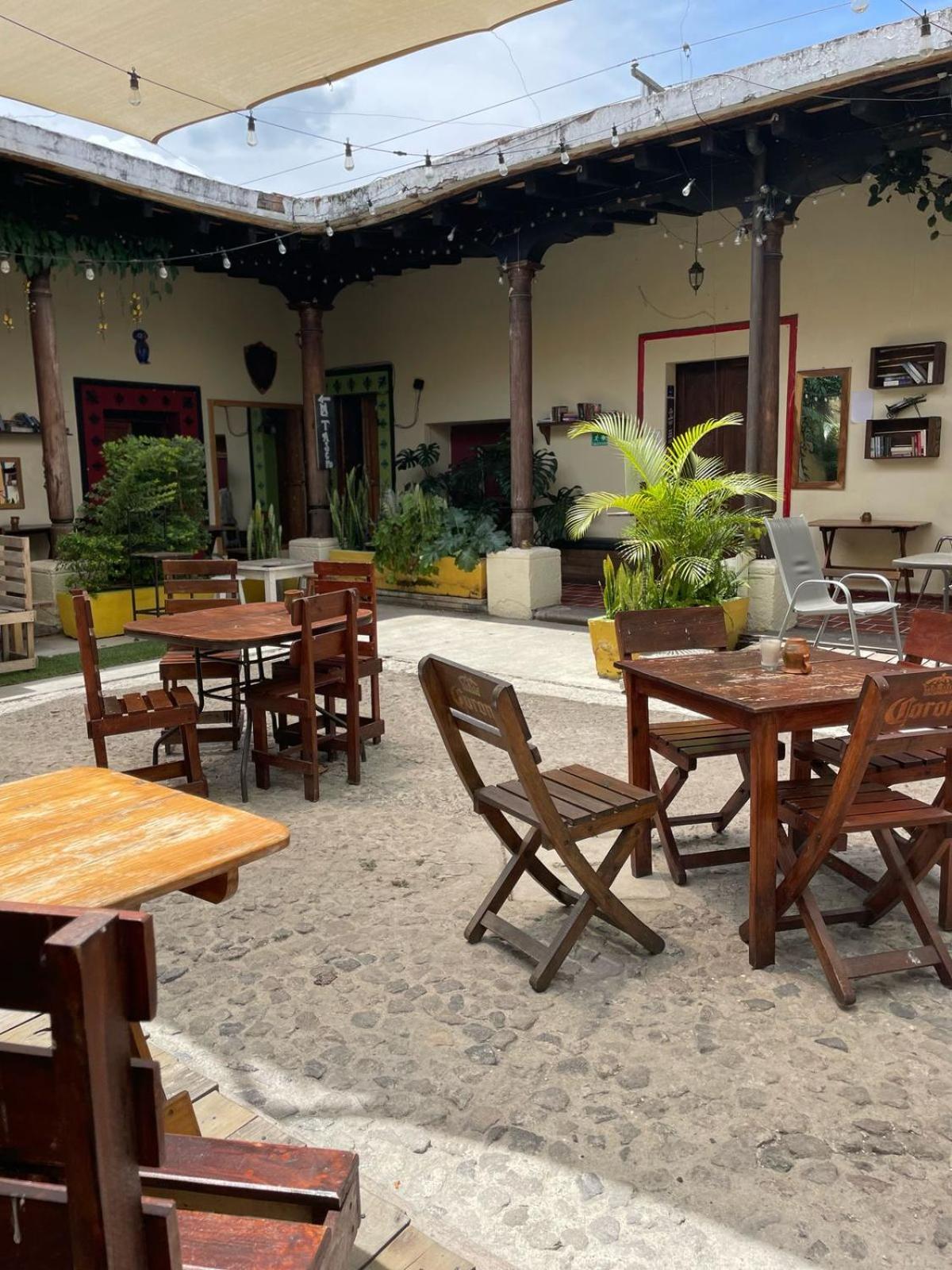 Volko Party Hostel Antigua ภายนอก รูปภาพ
